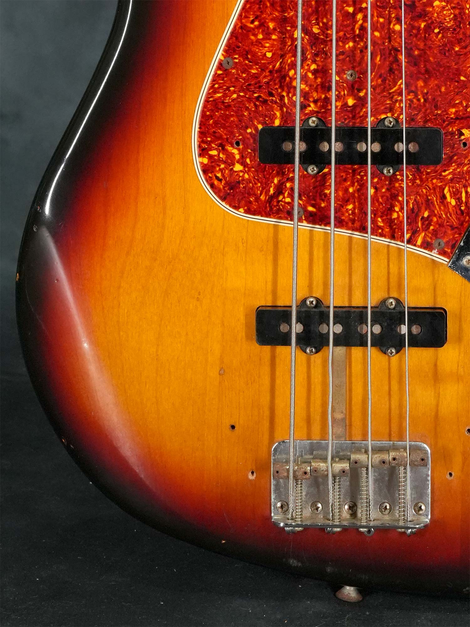 ベース Fender American Vintage 62 Jazz Bass Fender American Vintage '62 Jazz Bass - What To Know & Where